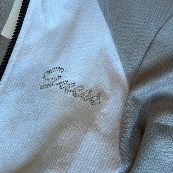 Guess zip up jacket with with draw string waist - Picture 2 of 7